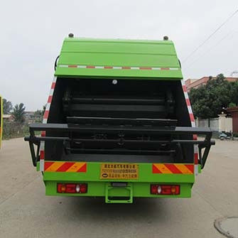 8CBM 7470kg camion de déchets Dongfeng camion compacteur de déchets