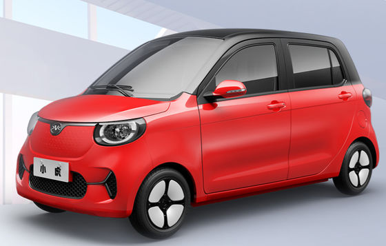2440 mm de base de roue EV voiture électrique 5 portes 4 sièges avec batterie au lithium ternaire