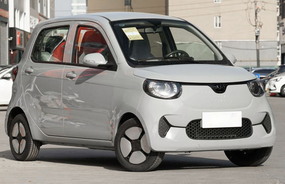 LHD direction EV voiture électrique 4 places avec longue autonomie 205km