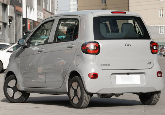 LHD direction EV voiture électrique 4 places avec longue autonomie 205km