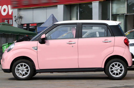 4 sièges Fwd Petit SUV électrique Range de voiture Lingbox Mini EV 320km 35kW