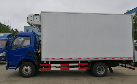 Camion 8T pour la livraison de médicaments
